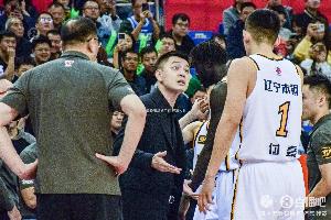 水晶宫 vs利兹联直播