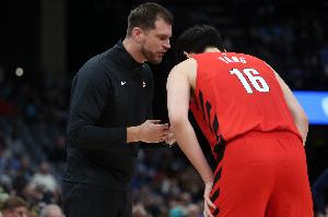 阿斯顿维拉队 vs热刺队直播